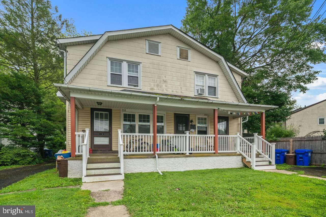 208 Brookdale Avenue - Photo 1