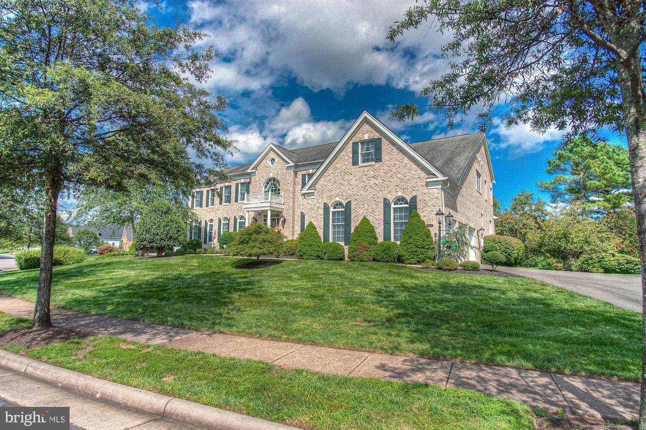 15210 Golf View Drive - Photo 1