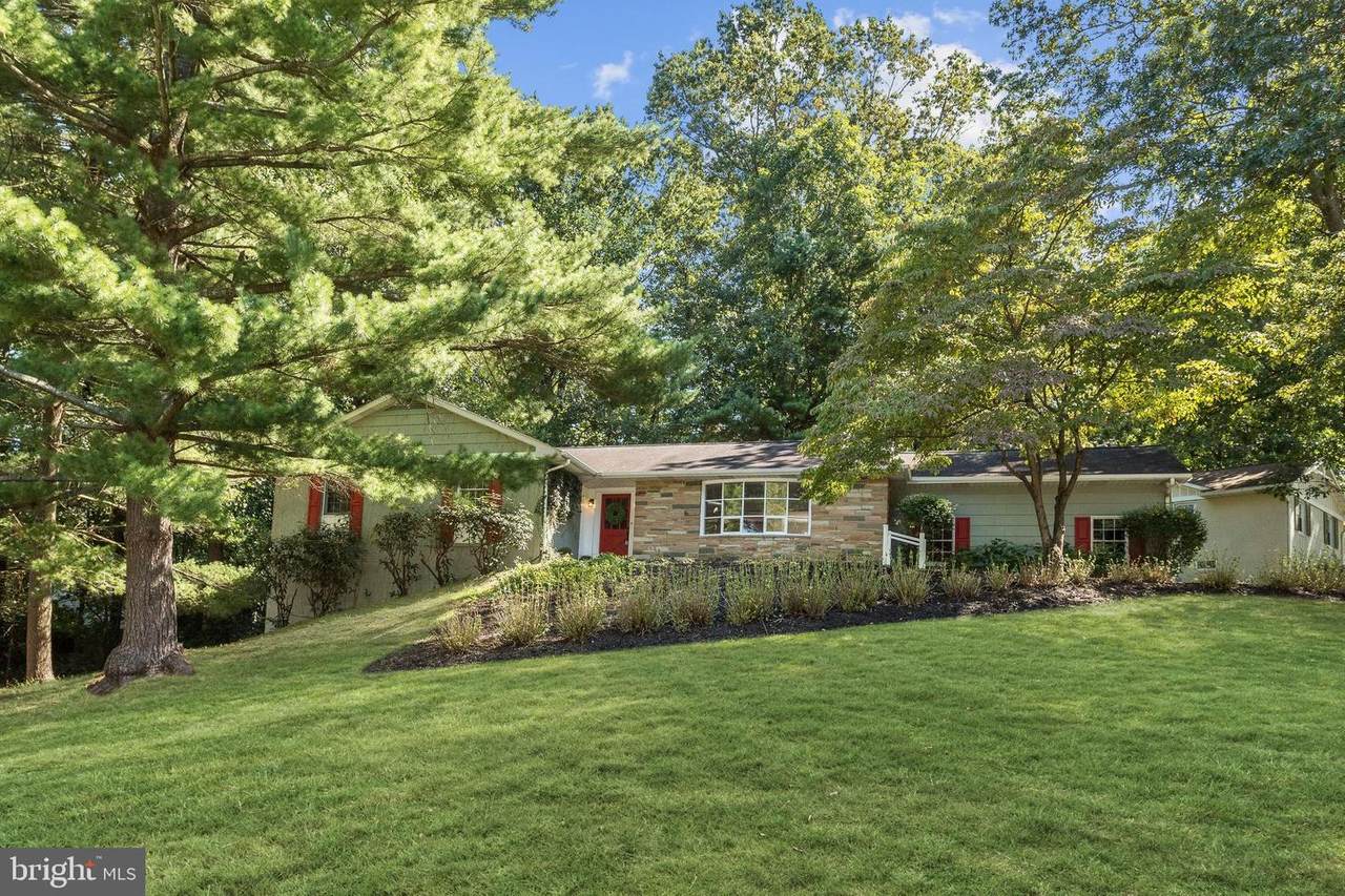 9729 Gingerwood Drive - Photo 1