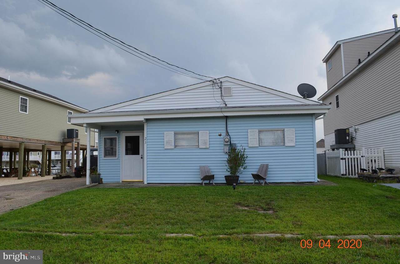 23 Mohawk Drive - Photo 1