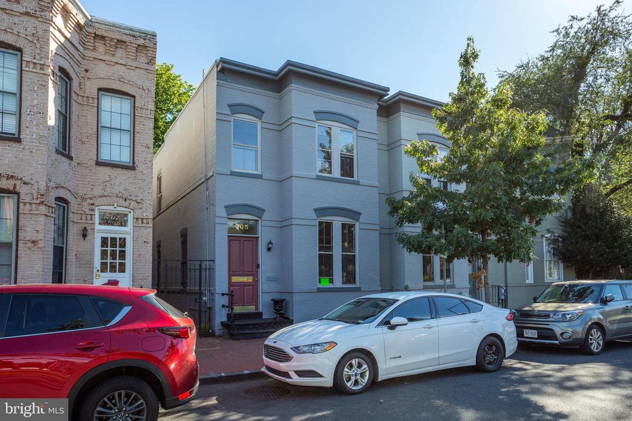 705 D Street - Photo 1