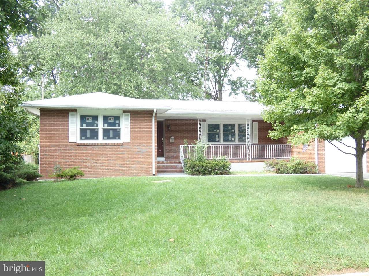 36 Thurston Avenue - Photo 1