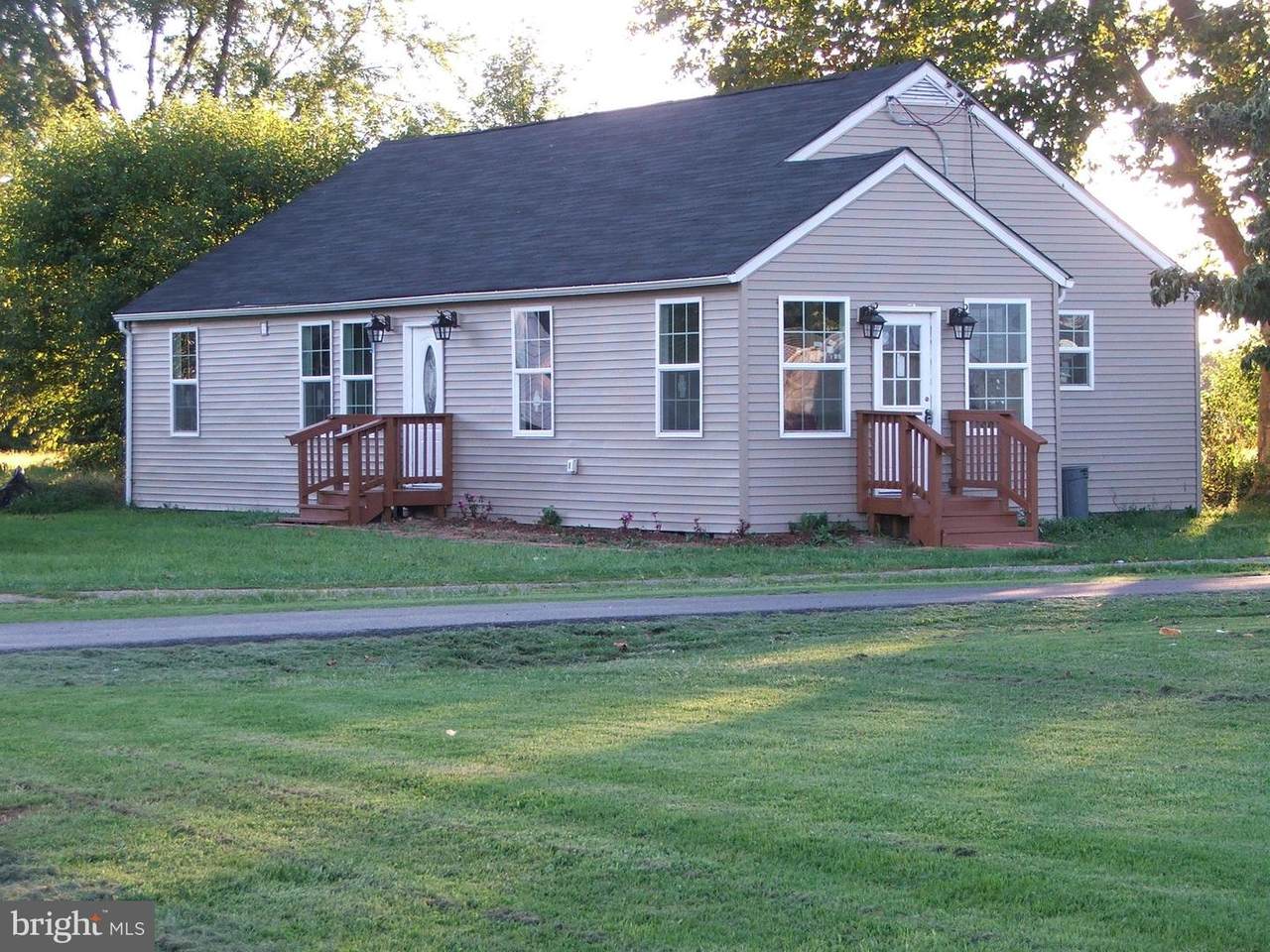 25 Main Street - Photo 1