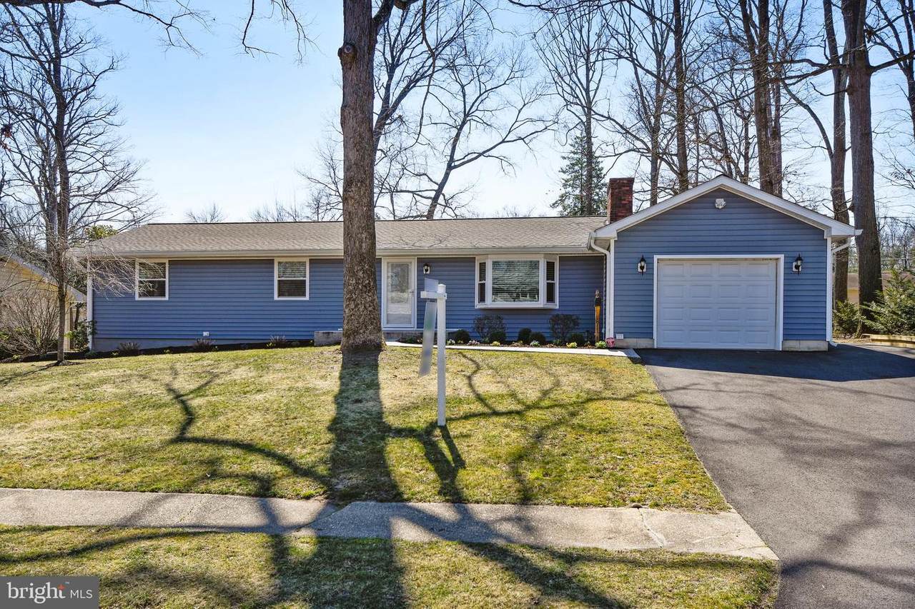 811 Cottonwood Drive - Photo 1