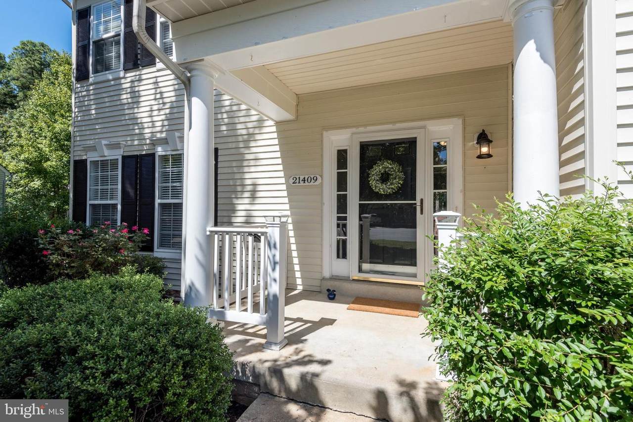 21409 Bellevue Court - Photo 1