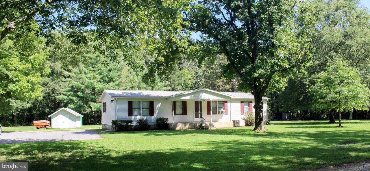 1890 Leipsic Road - Photo 1