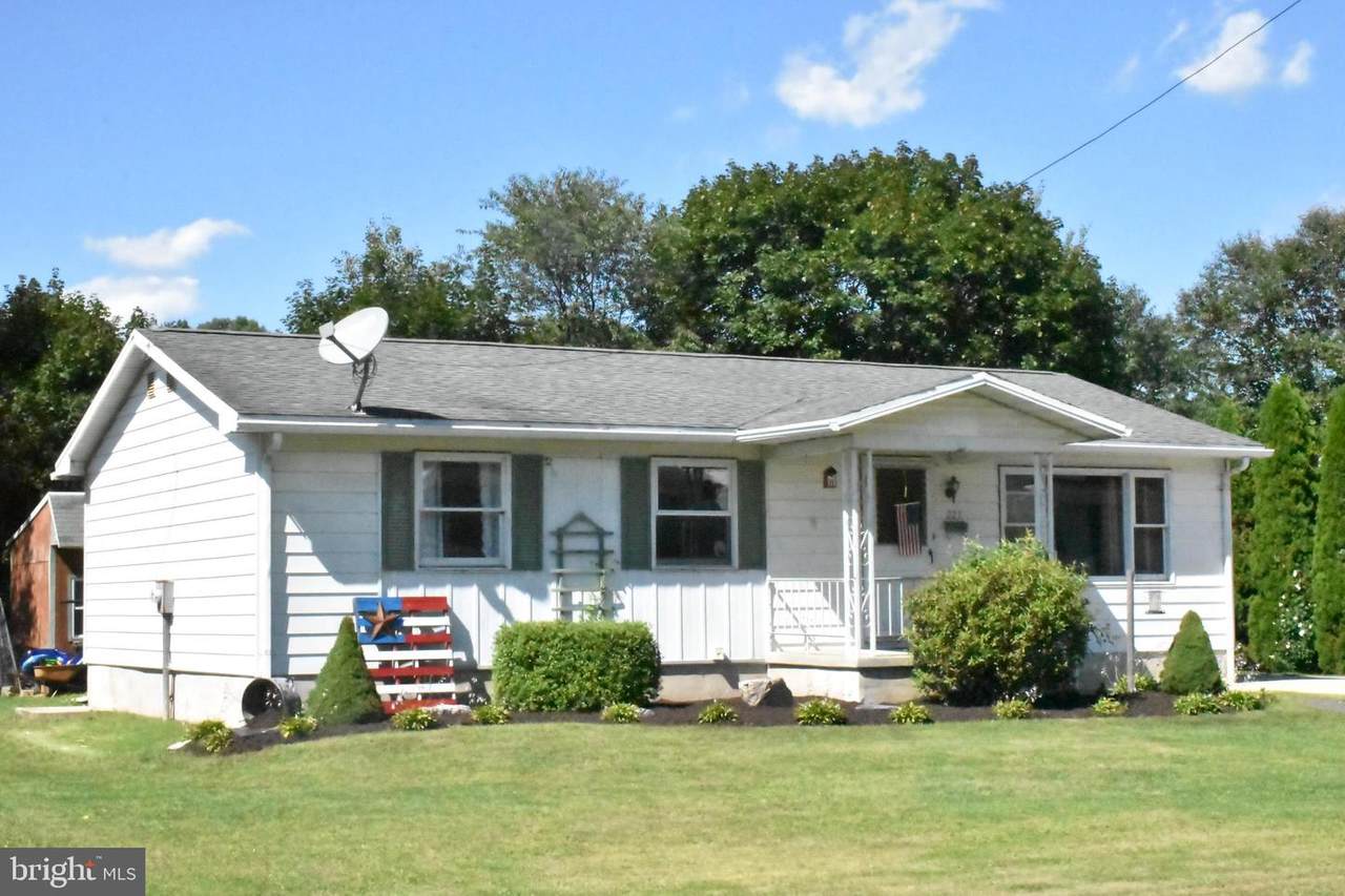 223 Bacon Street - Photo 1