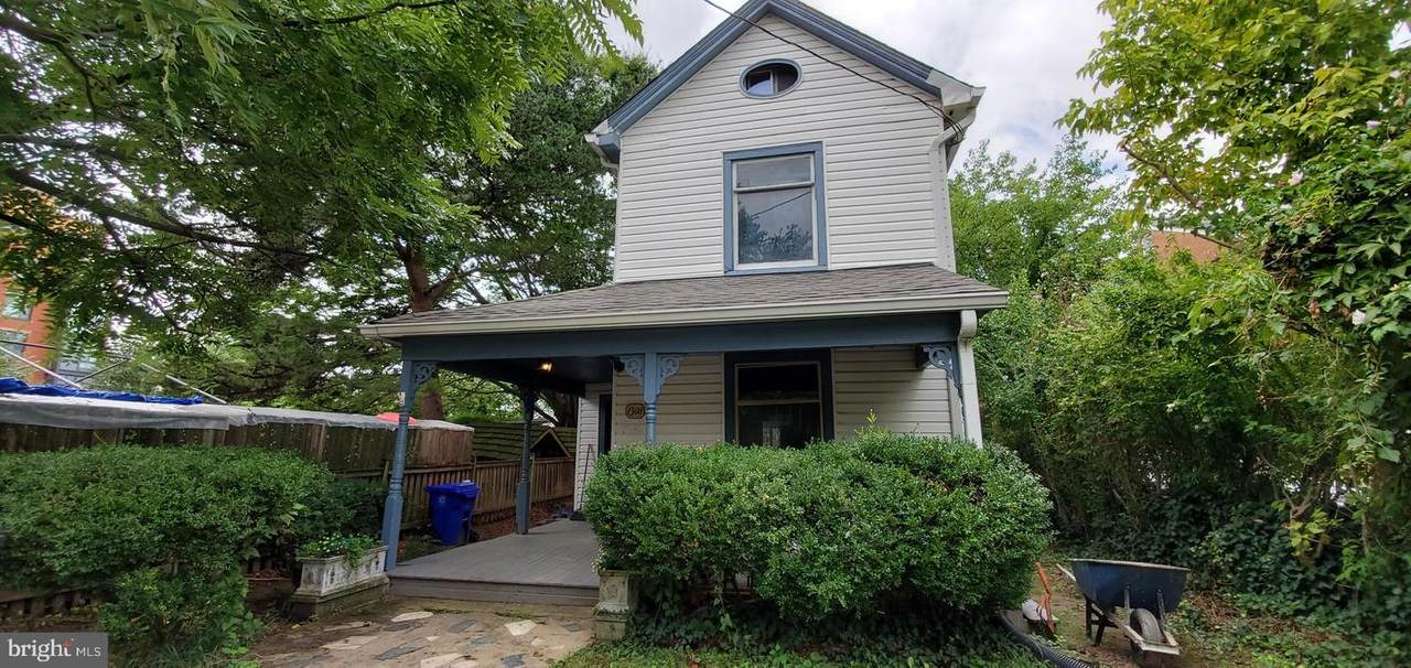 1308 Irving Street - Photo 1