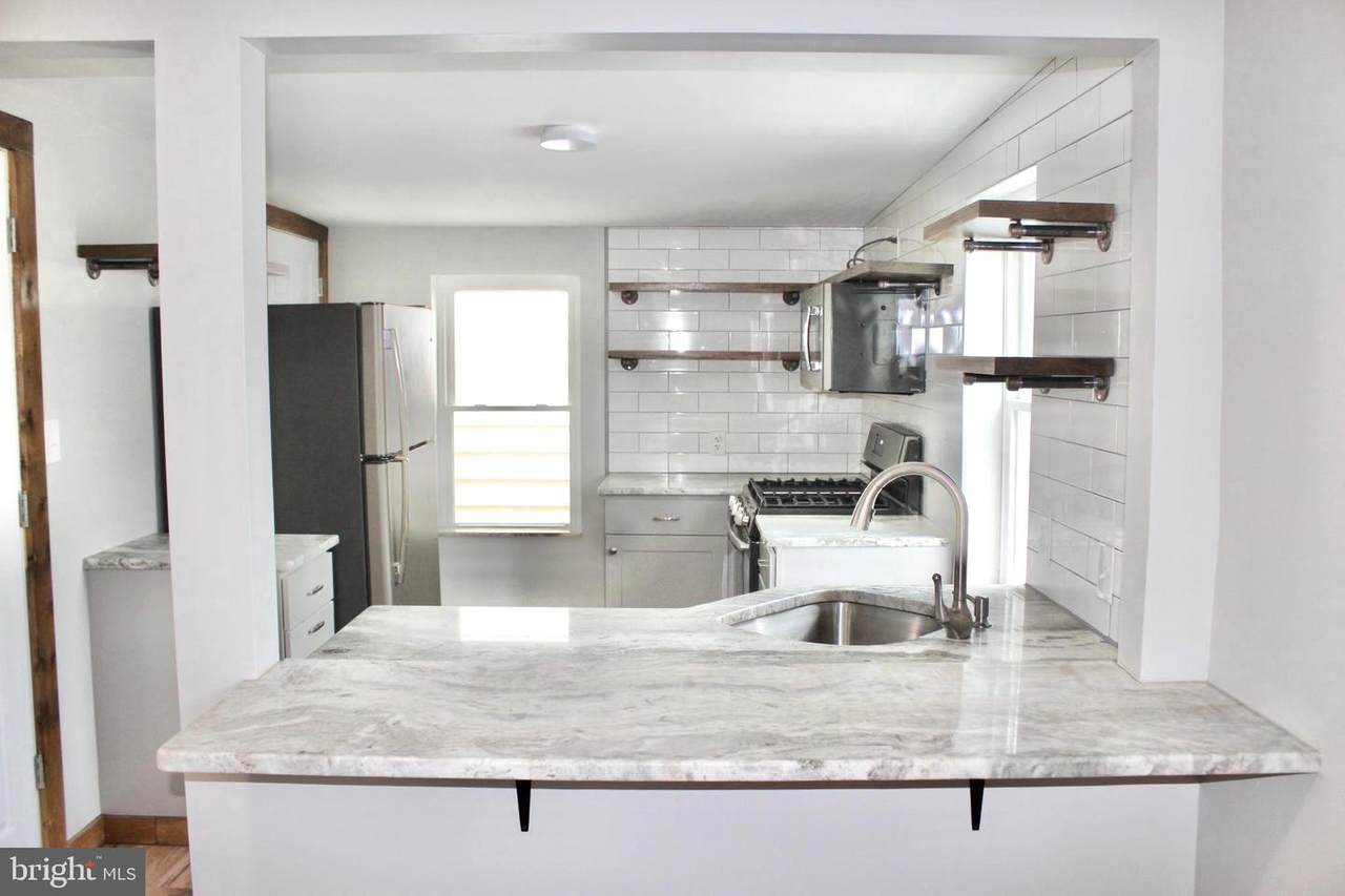 1442 Fort Avenue - Photo 1