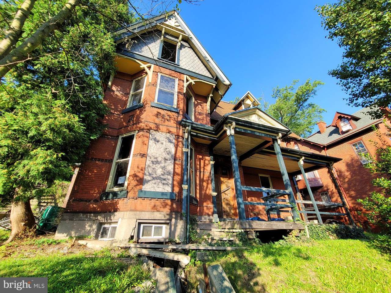 317 Centre Street - Photo 1