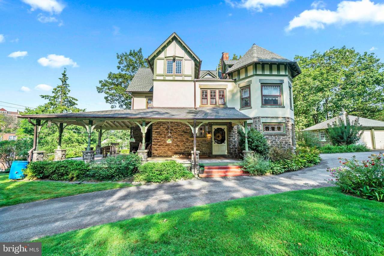 449 Stafford Street - Photo 1