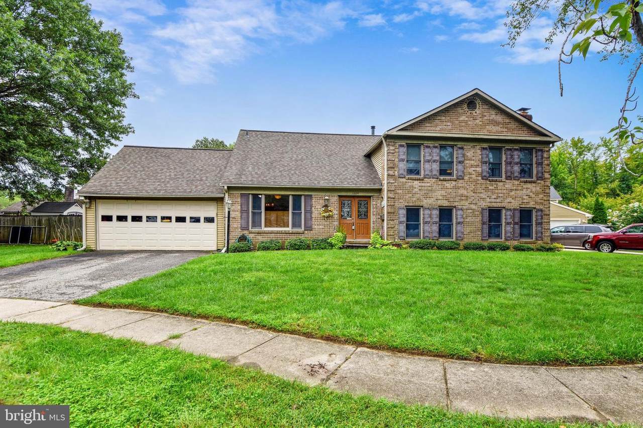 1804 Reynolds Court - Photo 1