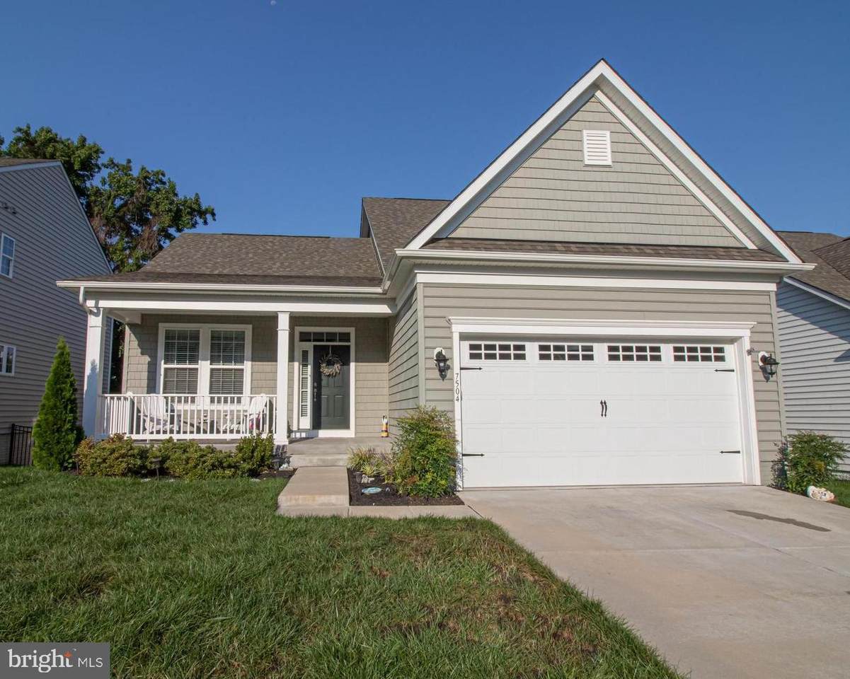 7504 Rising Eagle Court - Photo 1