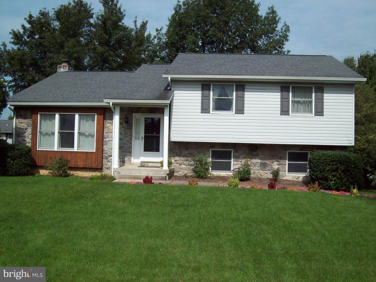 6279 Timberland Drive - Photo 1