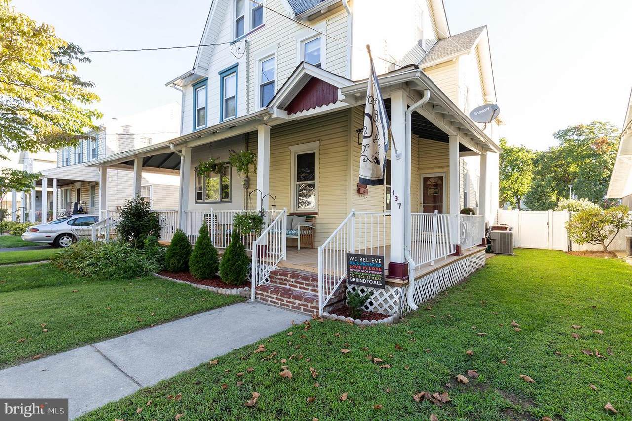 137 Lippincott Avenue - Photo 1