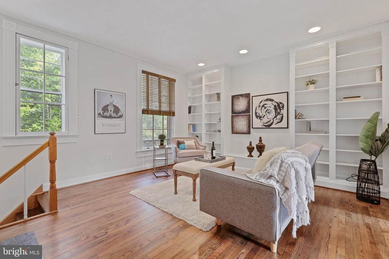1632 30TH Street - Photo 1