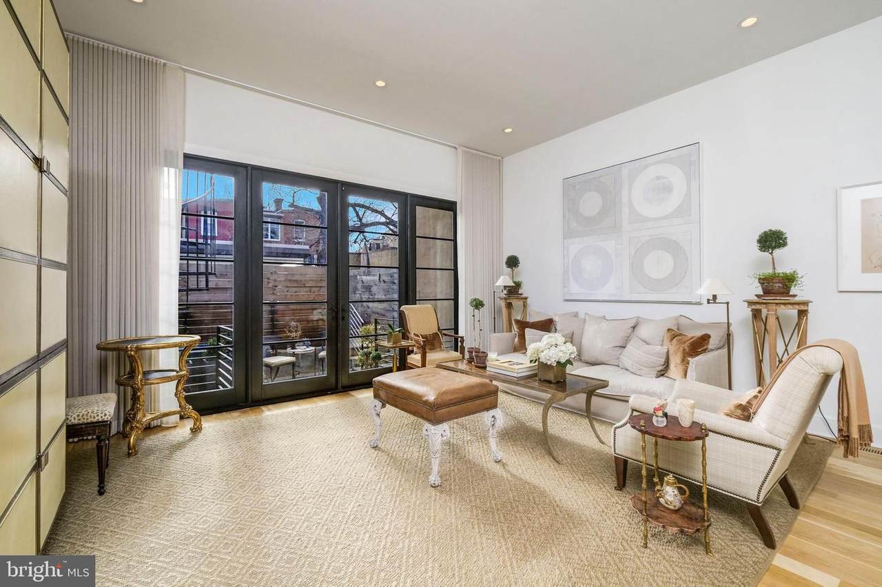 930 French Street - Photo 1