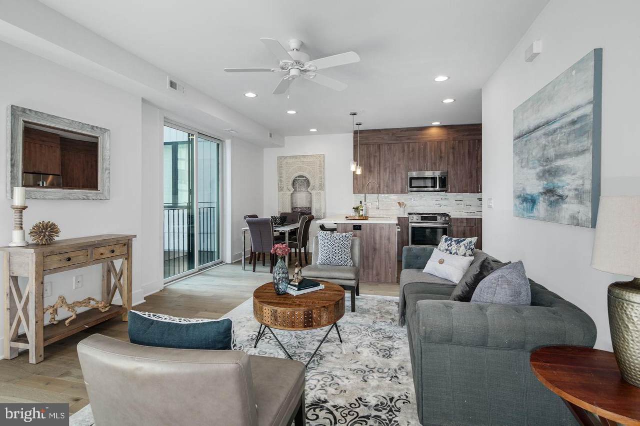 634 5TH Street - Photo 1