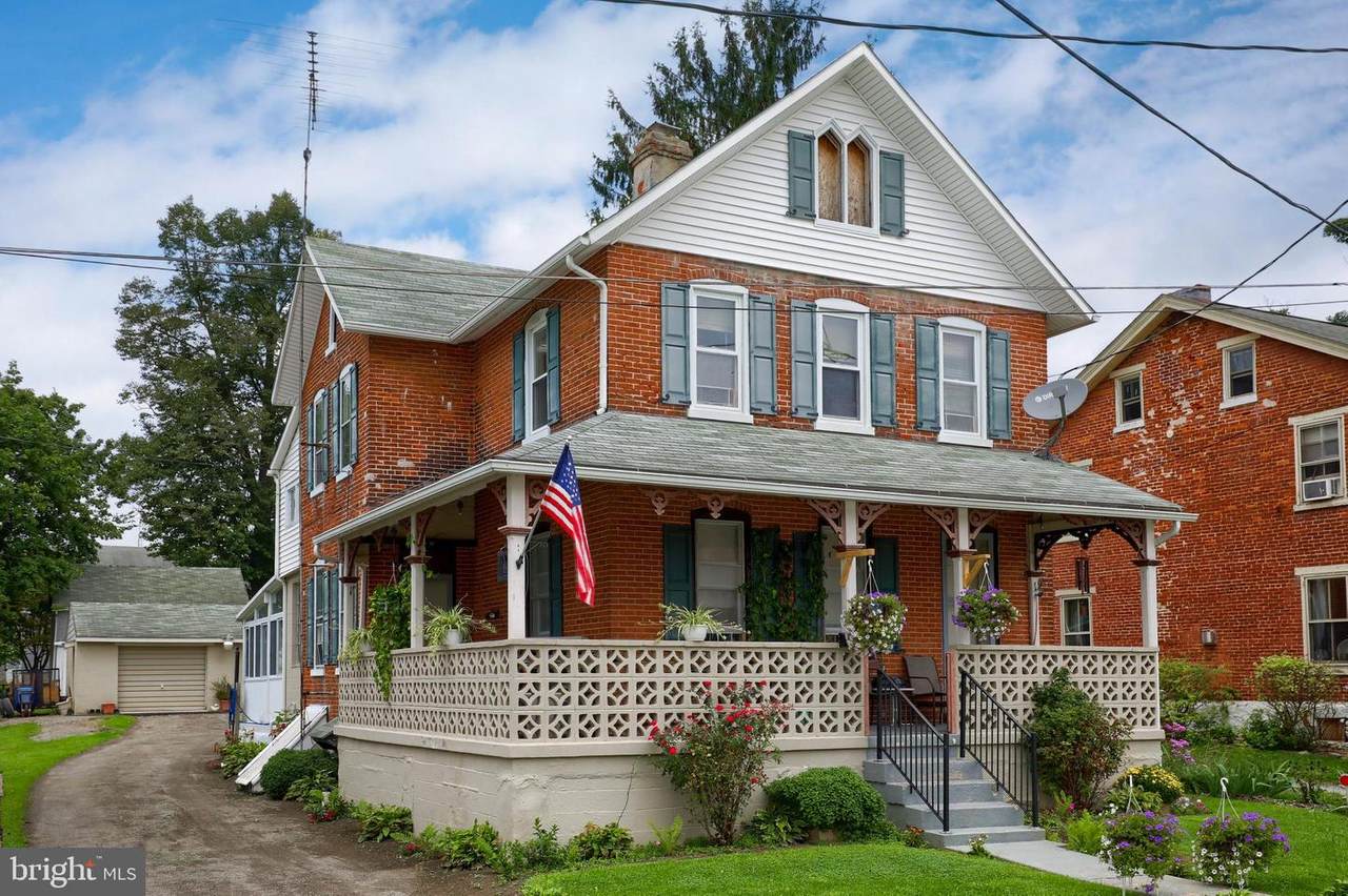 11 Maple Avenue - Photo 1