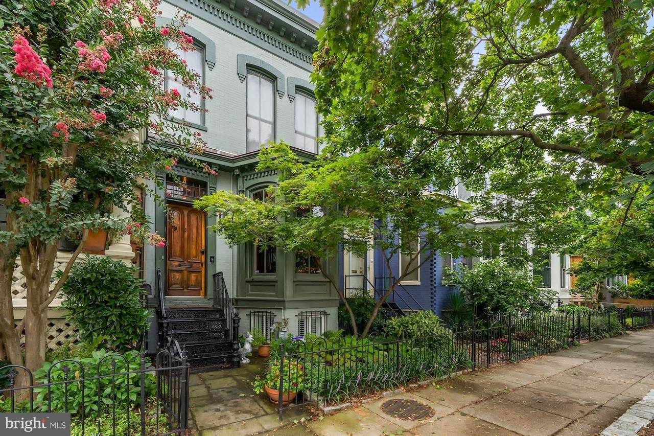 1841 12TH Street - Photo 1