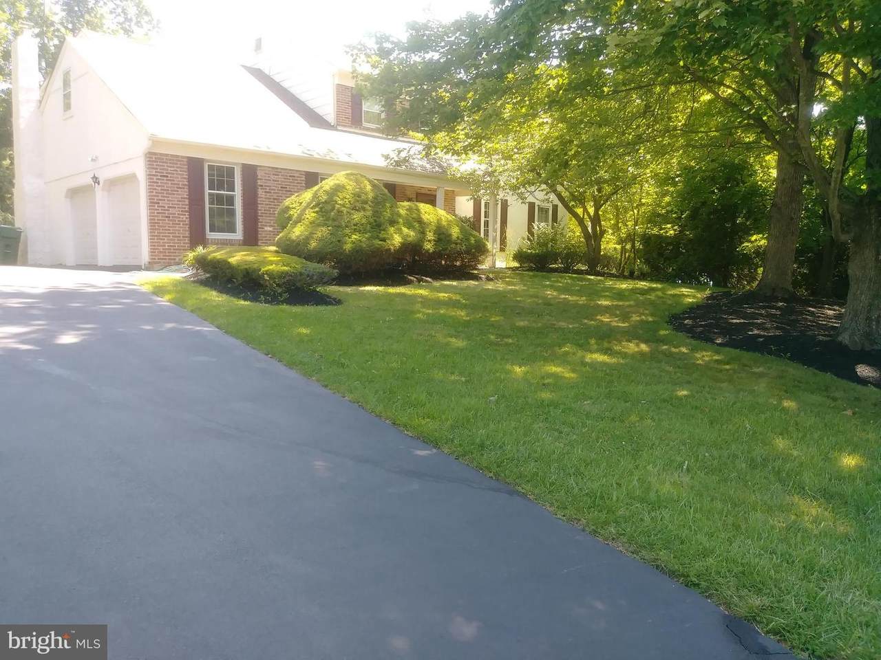 1450 Southwind Way - Photo 1