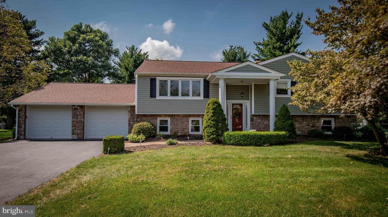 114 Hartman Drive - Photo 1