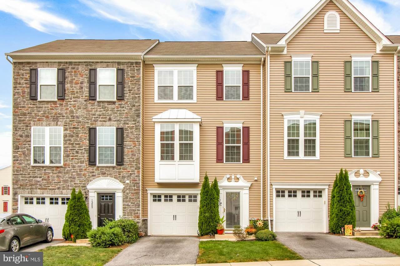 1285 Elderslie Lane - Photo 1