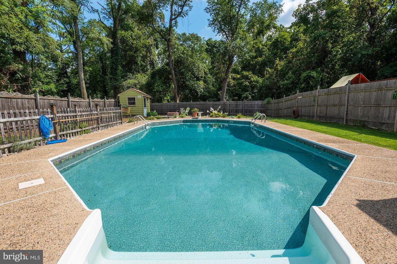 433 Independence Drive - Photo 1