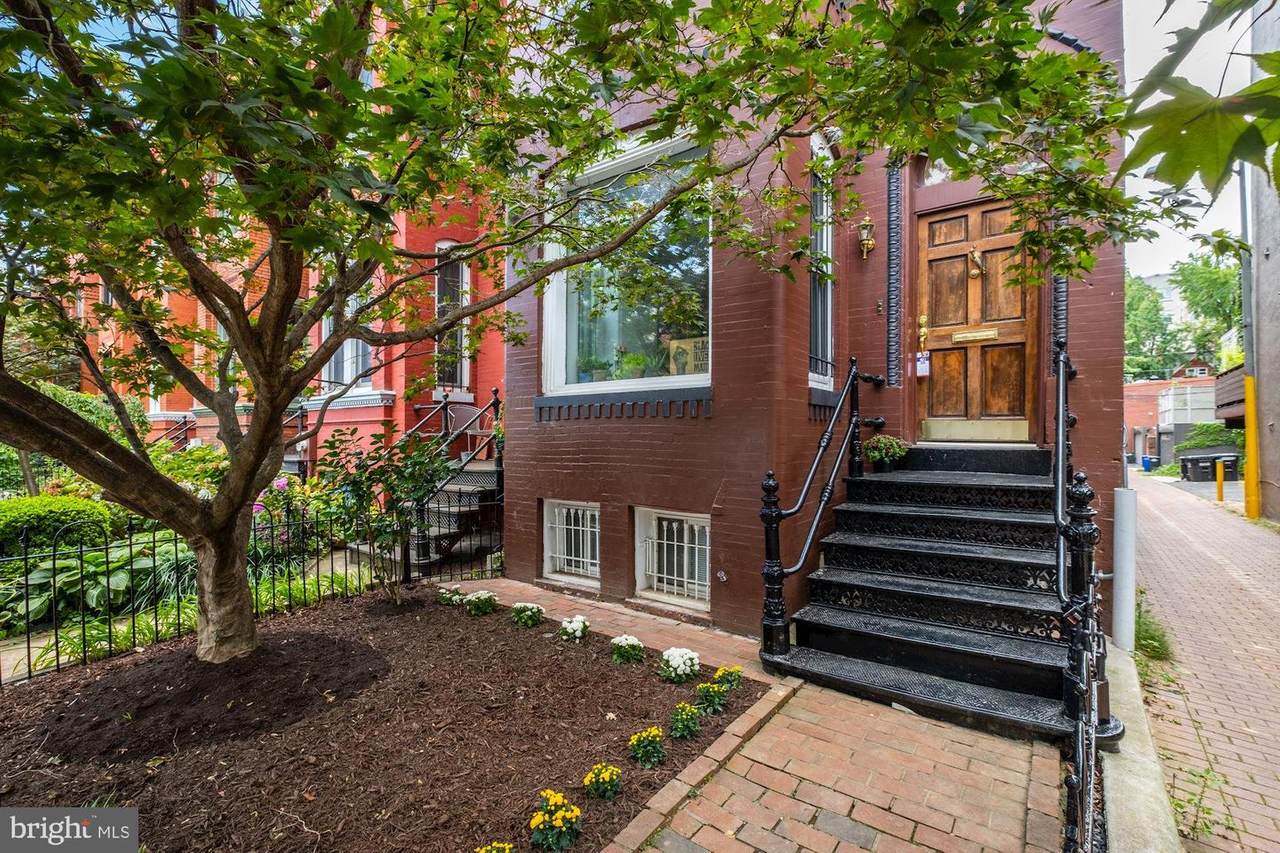 1534 T Street - Photo 1