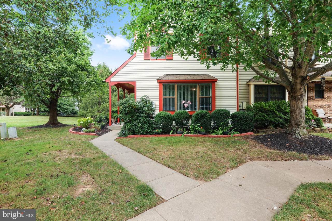 19 Chadwick Court - Photo 1