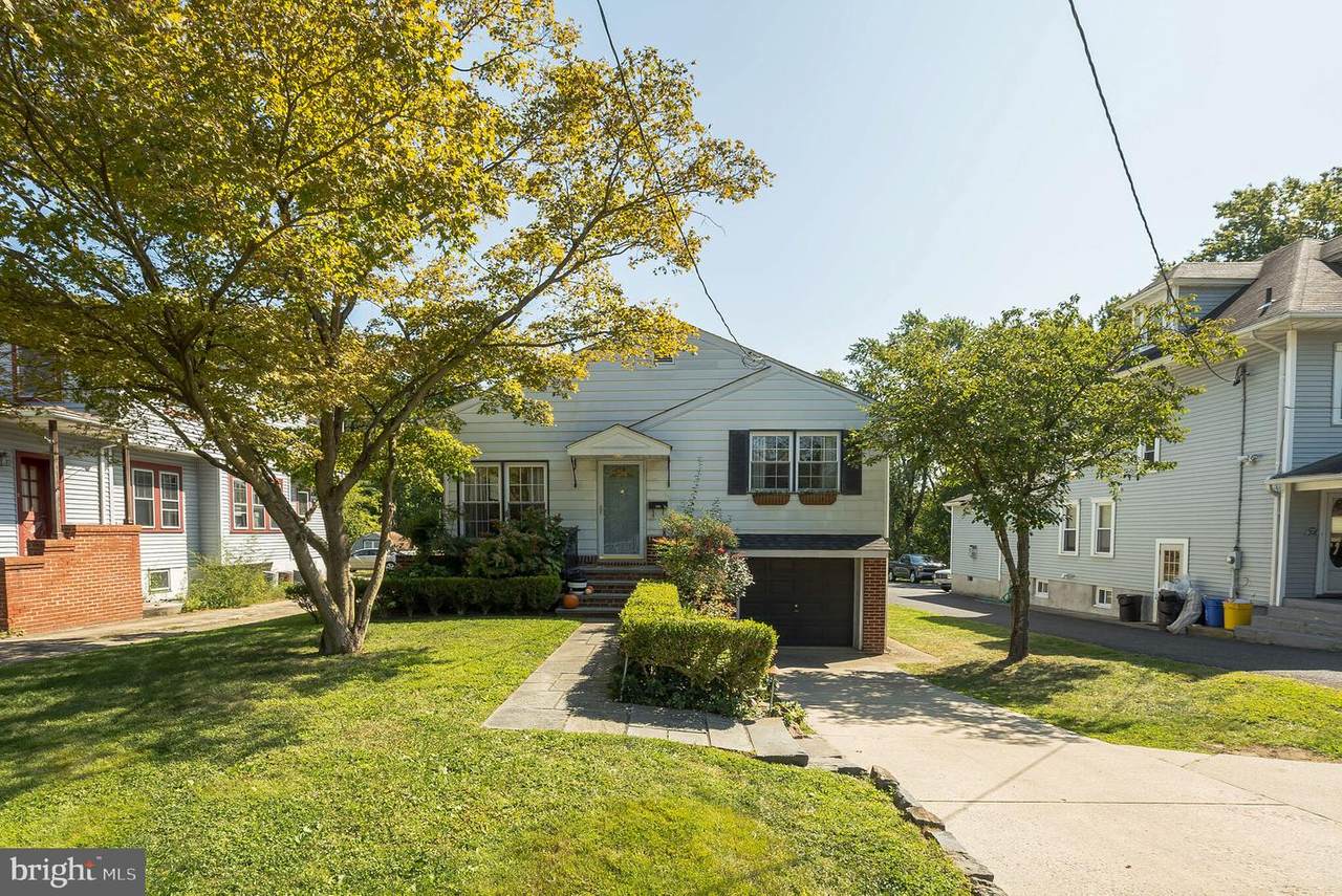 206 Highland Avenue - Photo 1
