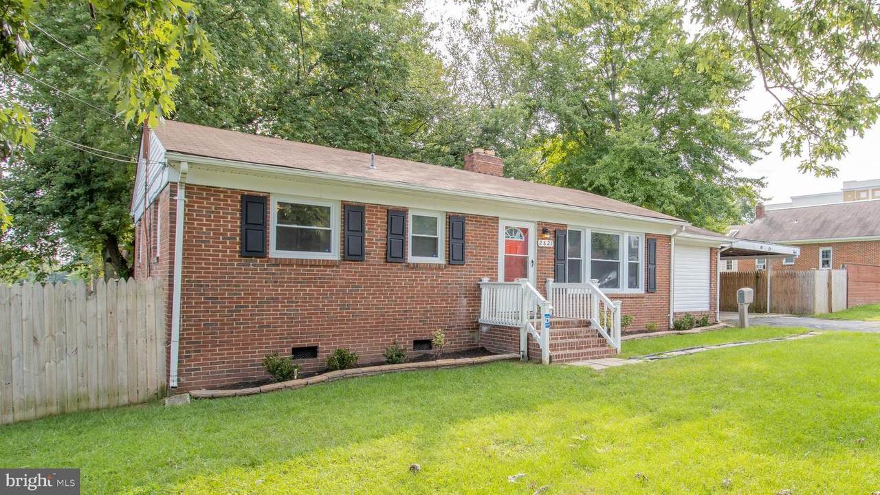 2821 Memorial Street - Photo 1
