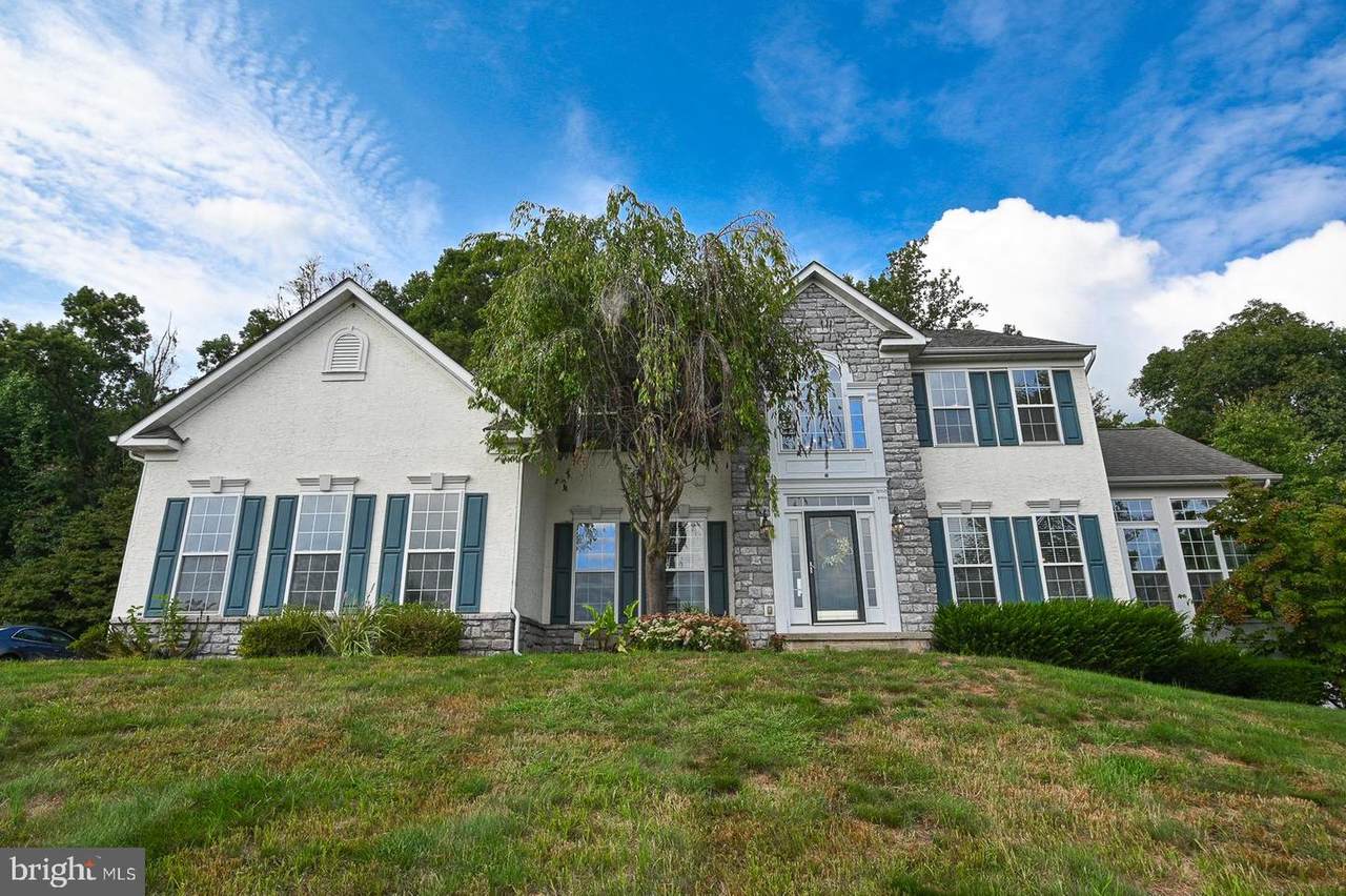 40 Robins Nest Lane - Photo 1