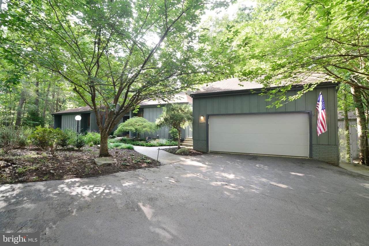 11109 Glade Drive - Photo 1