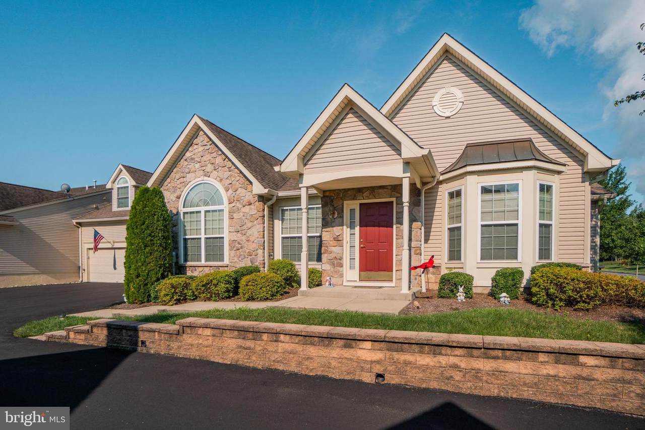 360 Callaway Court - Photo 1