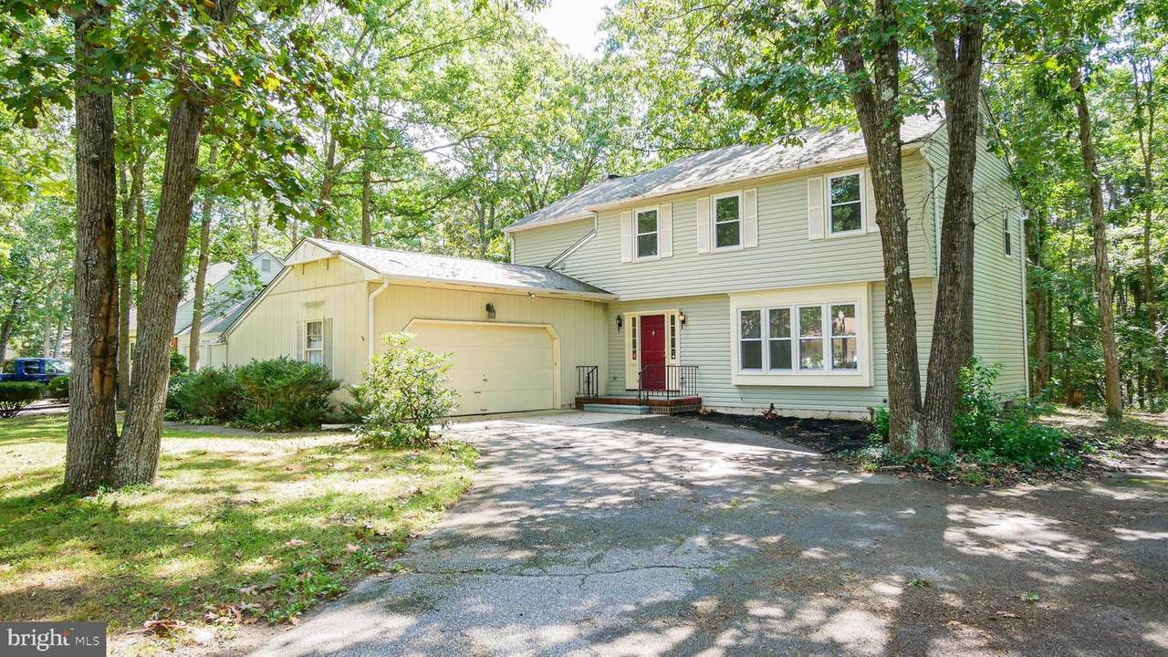 1109 Earle Avenue - Photo 1