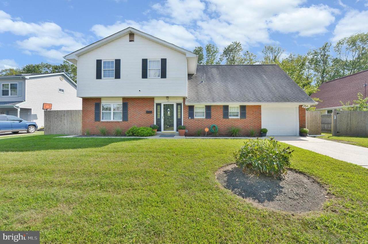 33 Overington Avenue - Photo 1