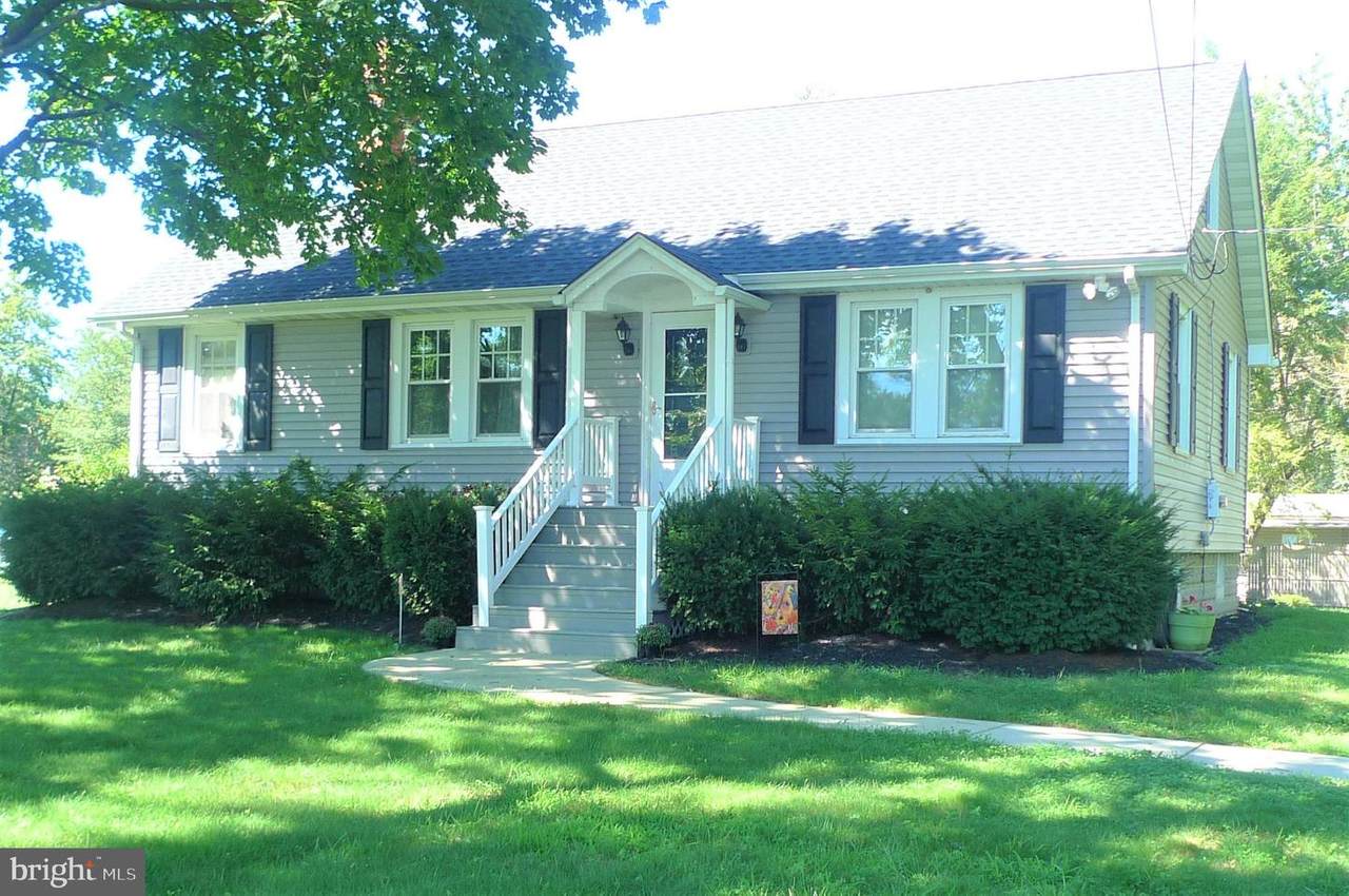 10 Humphreys Avenue - Photo 1