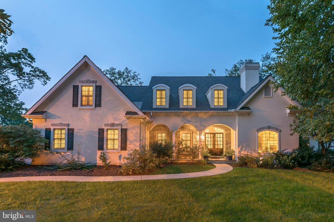 66 Oakhill Drive - Photo 1