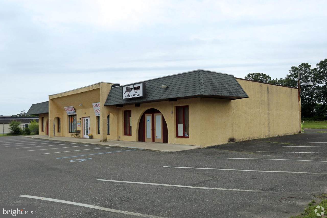 1117 Black Horse Pike - Photo 1