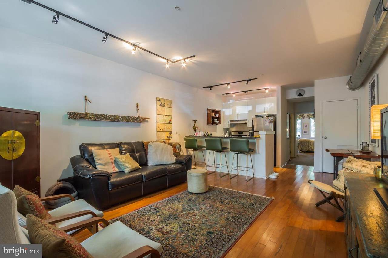 182 Gay Street - Photo 1