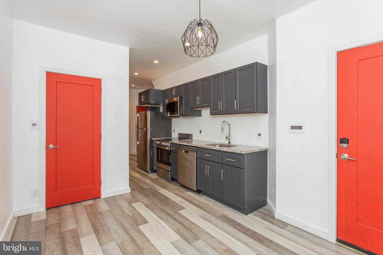 925 Paxon Street - Photo 1