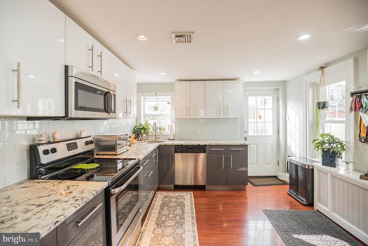 628 Moyer Street - Photo 1