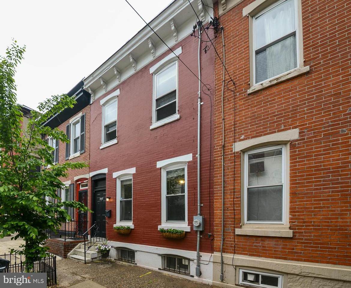 1937 Montrose Street - Photo 1