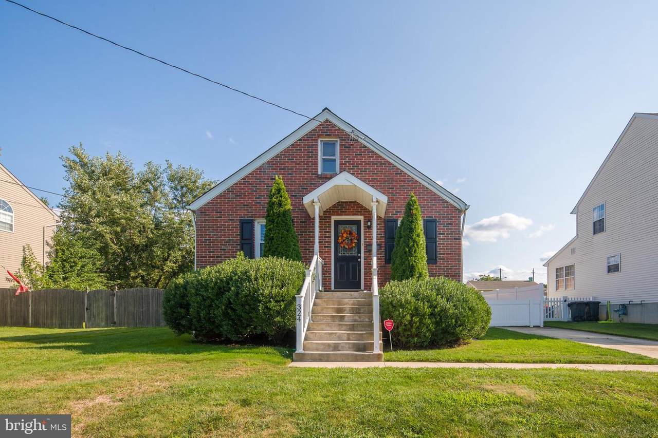324 2ND Avenue - Photo 1