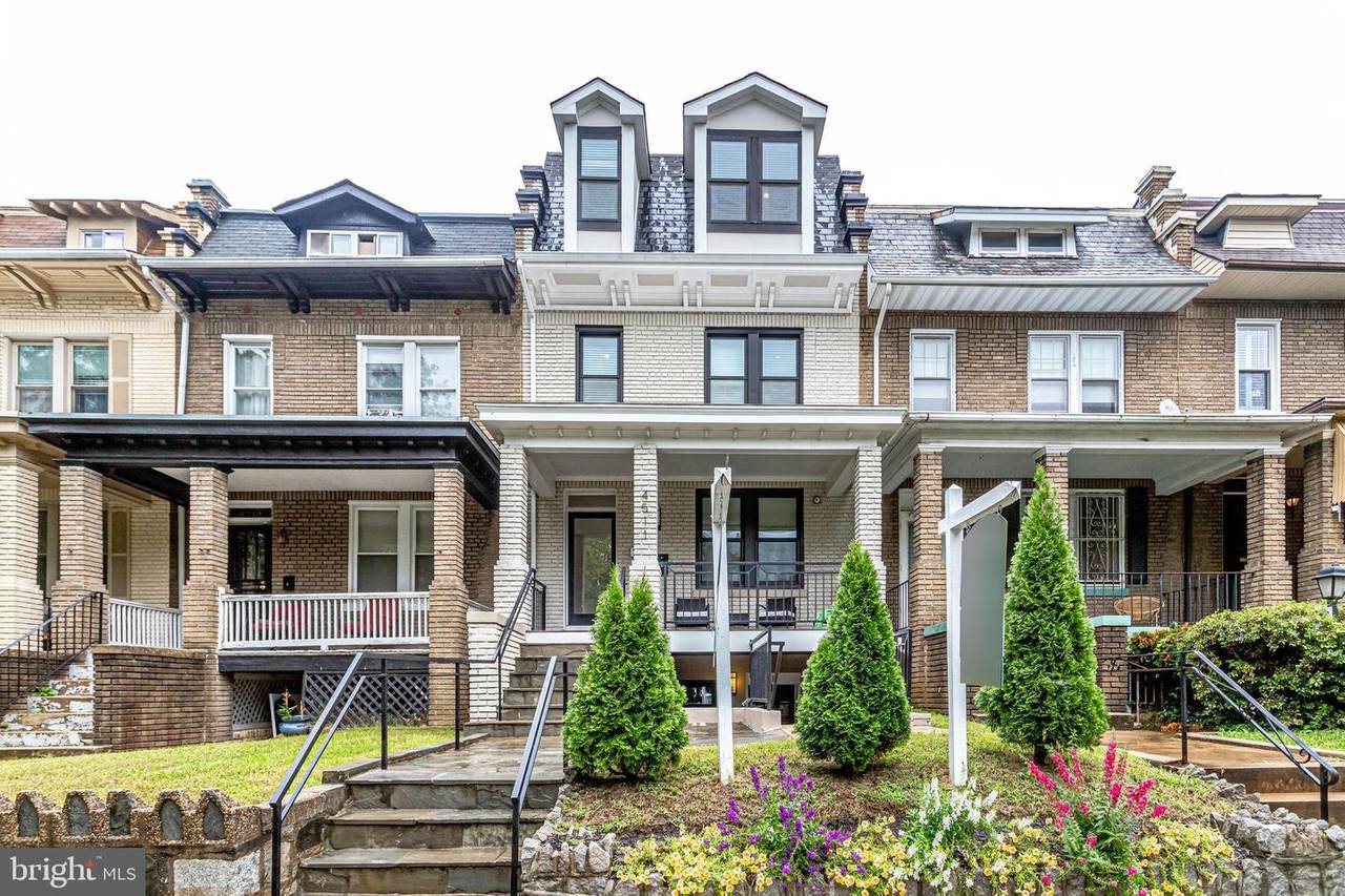 4511 Iowa Avenue - Photo 1