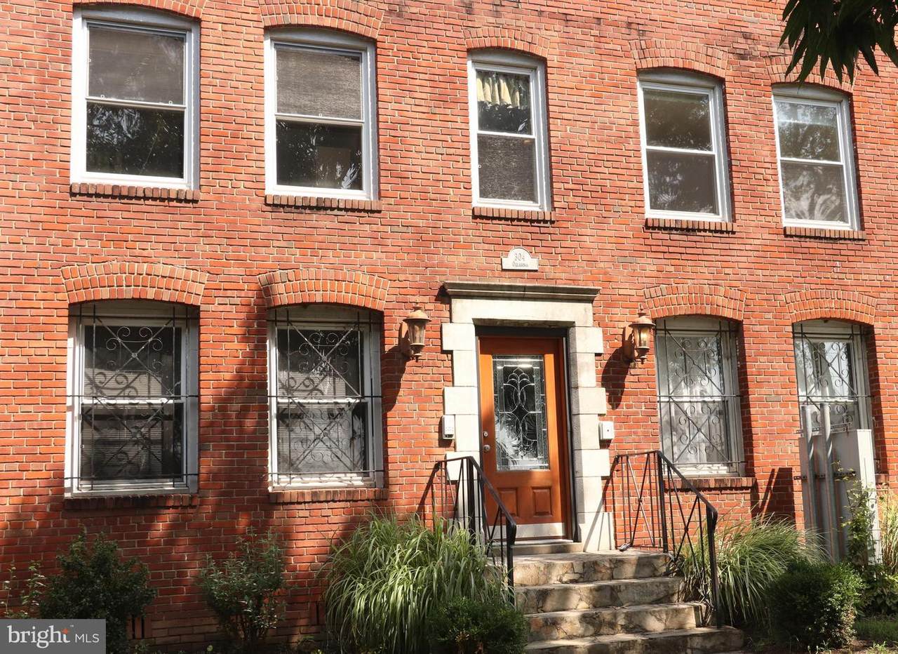 304 Oklahoma Avenue - Photo 1