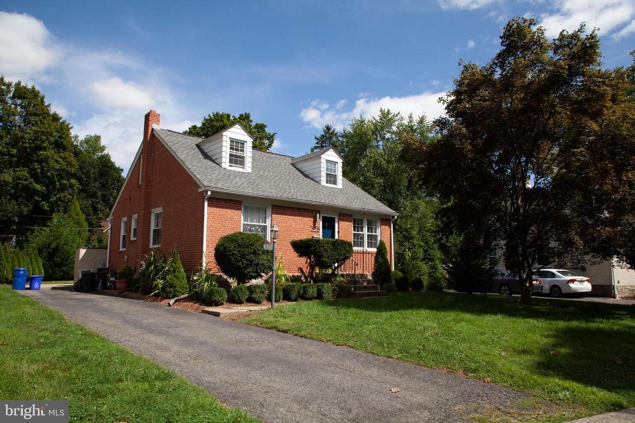 325 Haverford Place - Photo 1