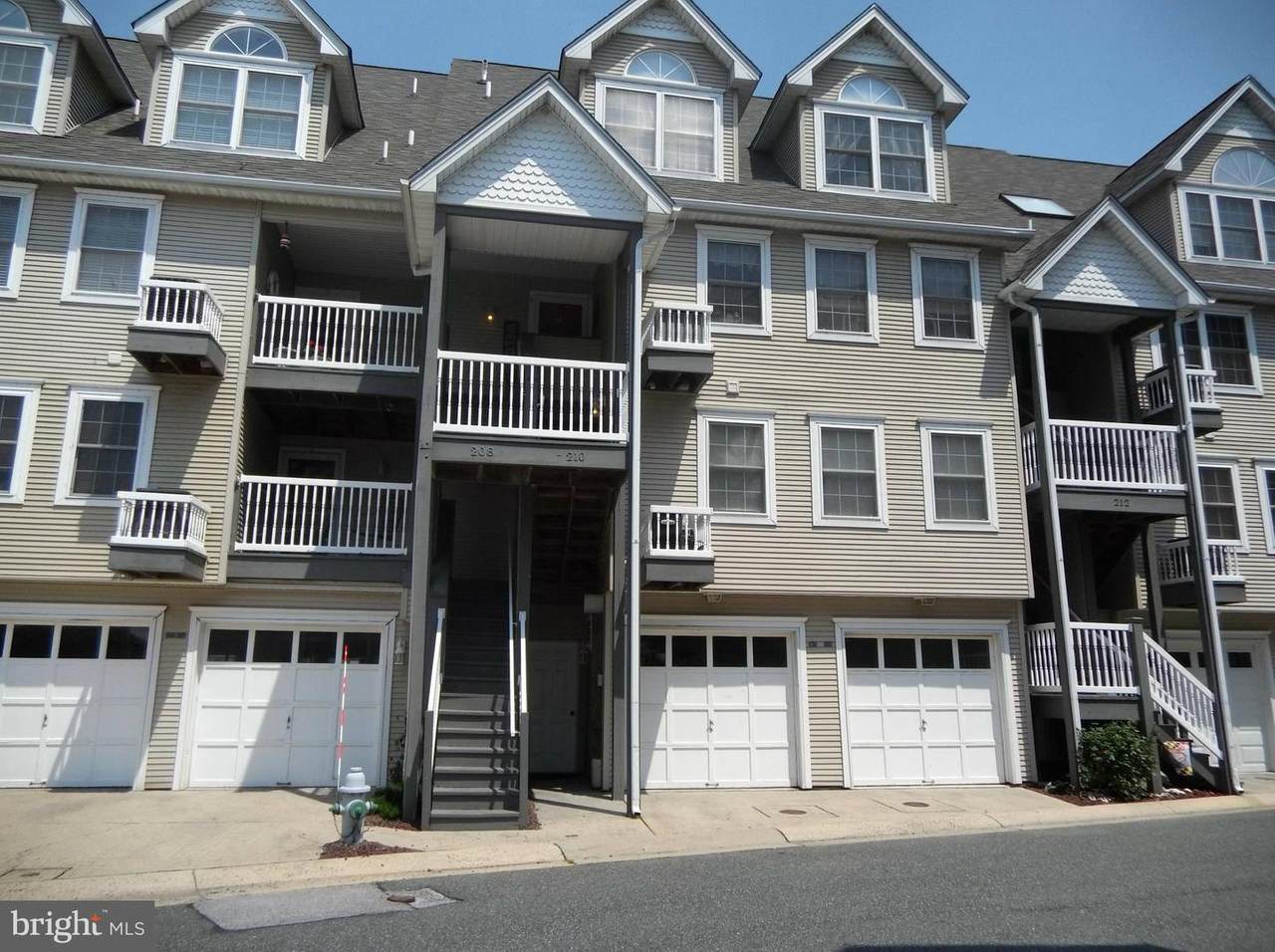 210-B Pointe Way - Photo 1