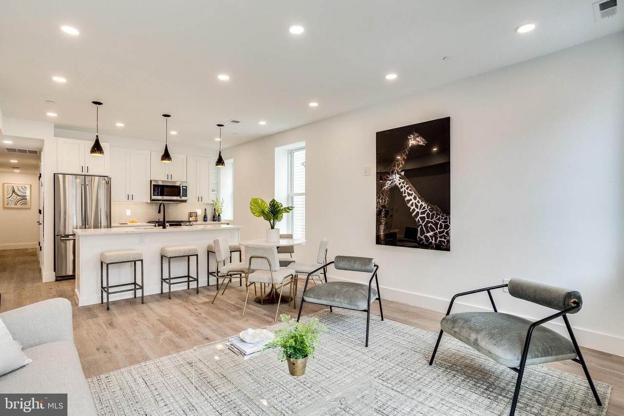 646 Newton Place - Photo 1